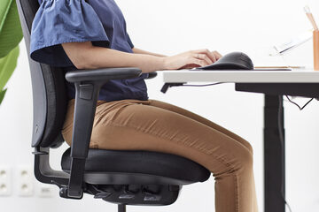 Tips voor thuiswerk ergonomische bureaustoel