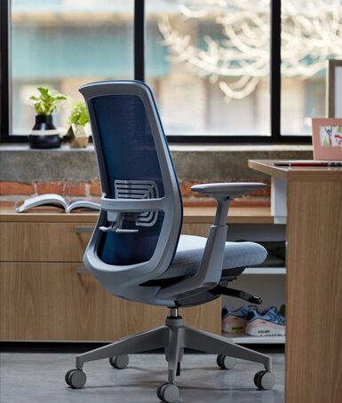 ergonomische bureaustoel in mesh modern ontwerp